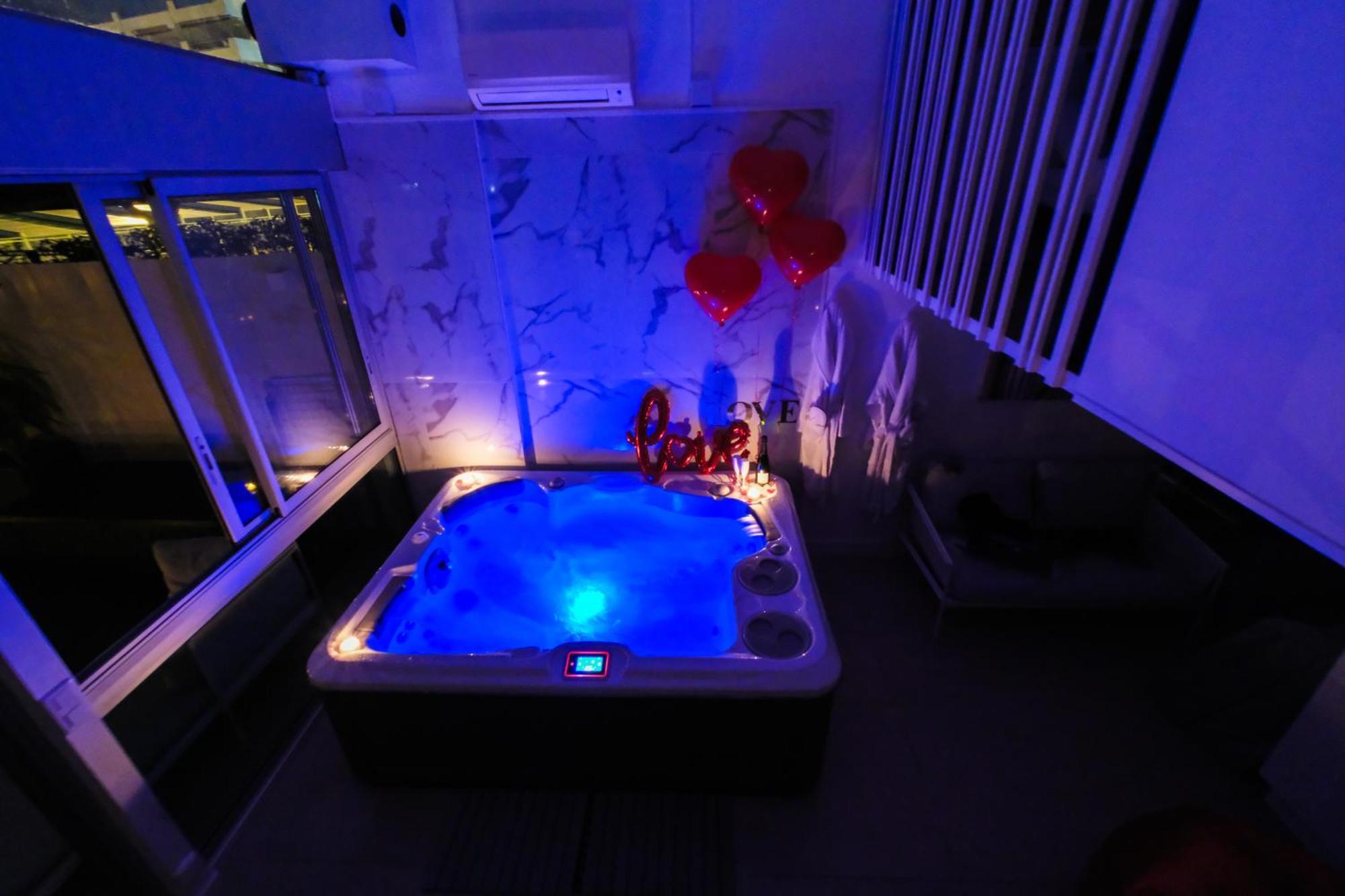 Villa Bono Jacuzzi & Spa Saint-Laurent-du-Var Zewnętrze zdjęcie